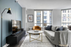 Gold Coast 2br w gym lounge 1 block to L CHI-801